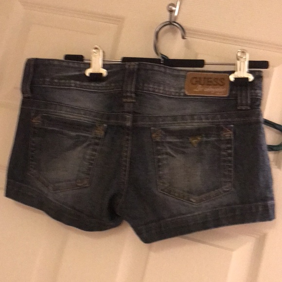 Guess Jeans Short, Blue Color, size 28 - Picture 2 of 5